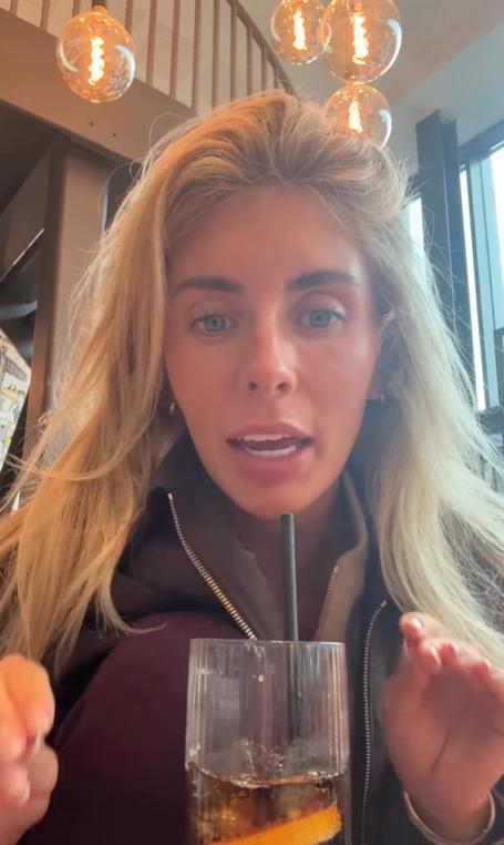 O vedetă OnlyFans cu o avere de 45 de milioane $ a anunțat că divorțează și asta a declanșat un scandal uriaș 1010868