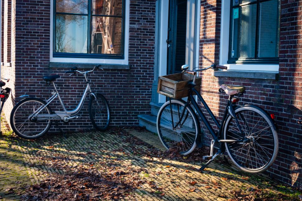 Pitorescul sat olandez renumit pentru morile de vânt ia o decizie în premieră. Cei 100 de locuitori s-au enervat: ”Nu mai e intimitate” 1010688