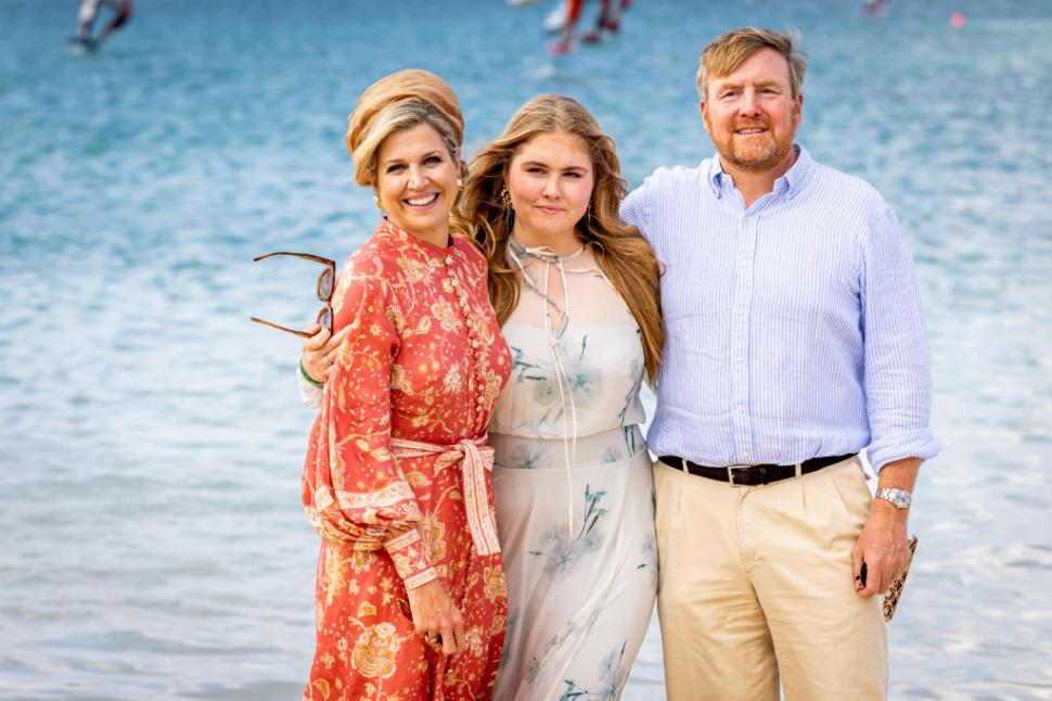 Amalia, prinţesa moştenitoare a Ţărilor de Jos, a început serviciul militar, devenind prima femeie din familia regală care face armată 1011293