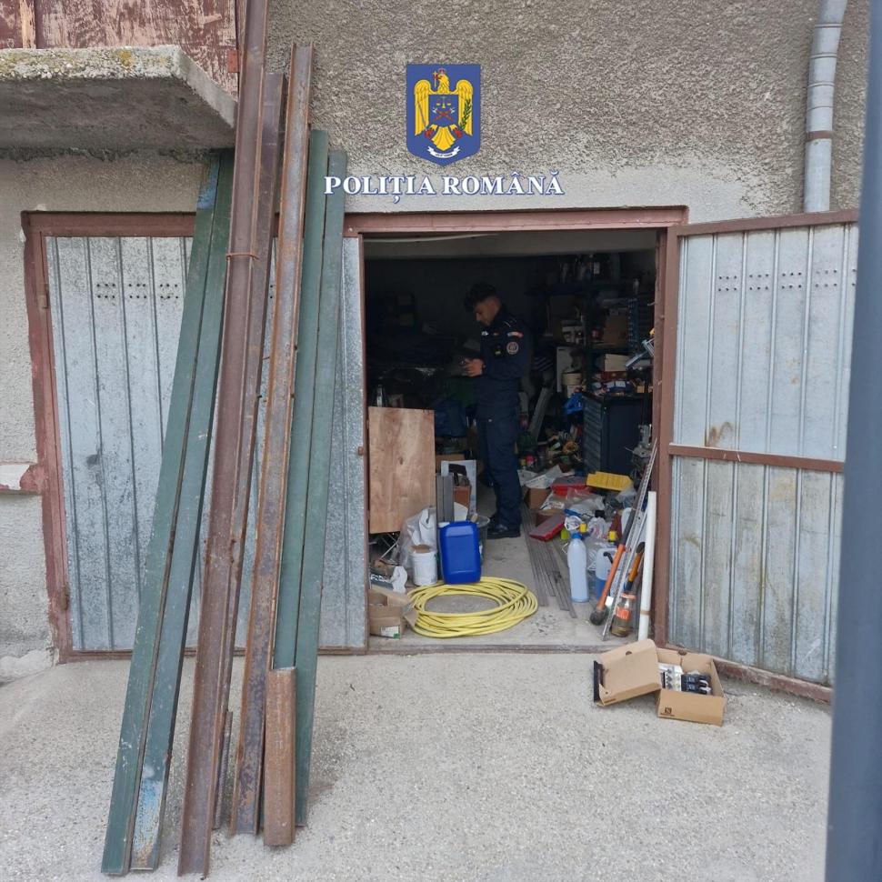 Percheziții de amploare la CFR Marfă: Angajați acuzați că fură din locomotive 1011394