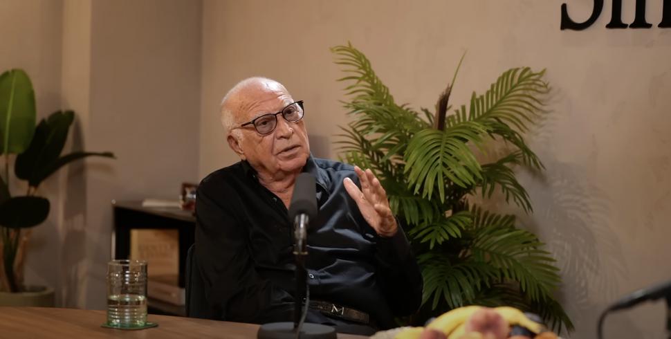 INTERVIU inedit cu profesorul Dan Voiculescu. Despre suferinţă, Dumnezeu, cum vedea România acum 35 de ani şi de ce nu mai poartă Rolex 1011922