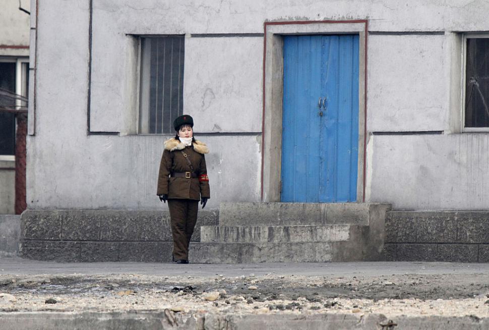 Isterie în Coreea de Nord. Kim Jong Un trimite agenți sub acoperire să găsească femeile cu implanturi mamare „capitaliste” 1011689