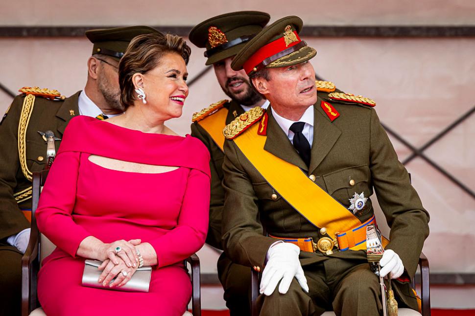 Marele Duce Henri al Luxemburgului a abdicat și l-a lăsat pe tron pe fiul său, Guillaume 1012022