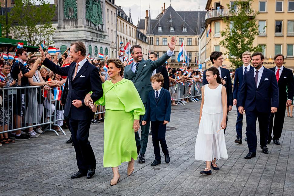 Marele Duce Henri al Luxemburgului a abdicat și l-a lăsat pe tron pe fiul său, Guillaume 1012023