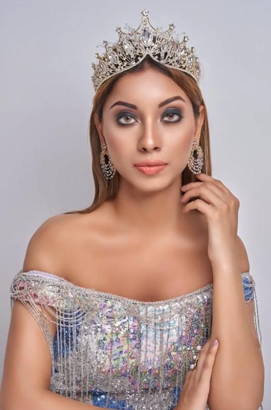 O regină a frumuseții a crezut că ambasadorul saudit s-a îndrăgostit de ea. Aventura s-a încheiat cu un scandal uriaș și arestarea ei 1012038