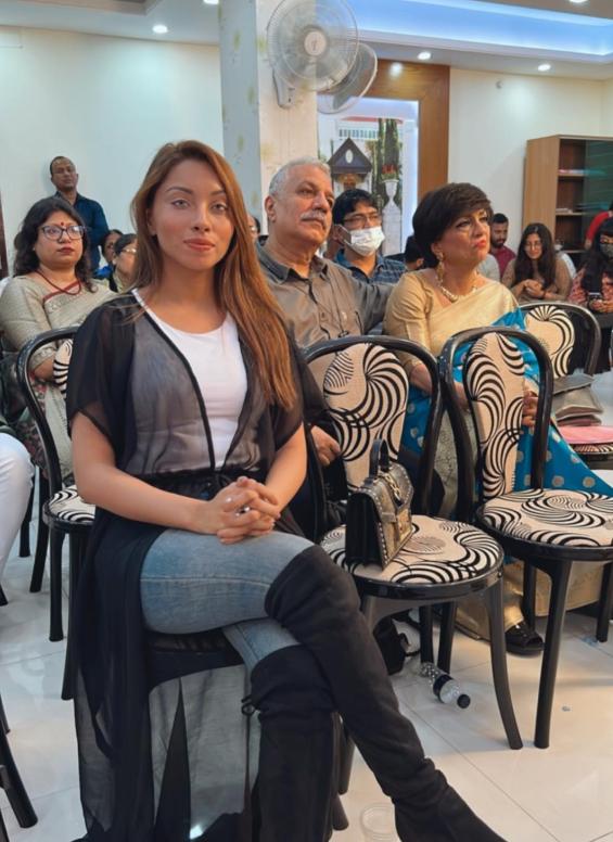 O regină a frumuseții a crezut că ambasadorul saudit s-a îndrăgostit de ea. Aventura s-a încheiat cu un scandal uriaș și arestarea ei 1012047