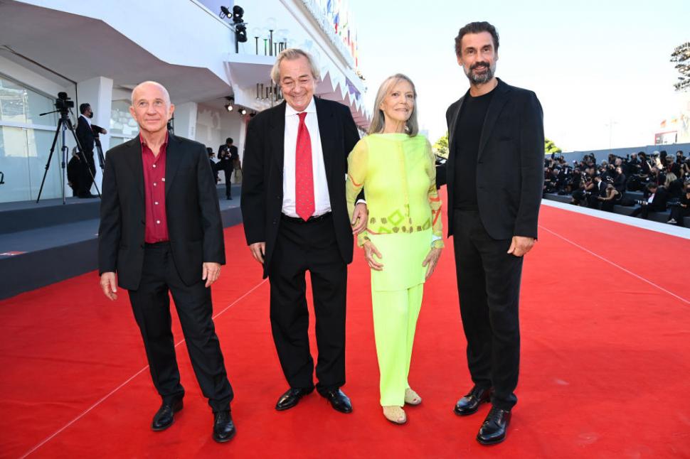 A murit Remo Girone, cunoscut publicului din România pentru rolul „Tano Carriddi” din „Caracatița” 1012265