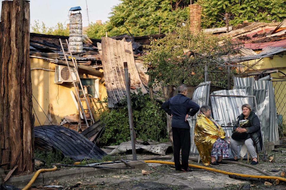 Familii sfâșiate, copii crescuți în frig și teamă. „Ce am învățat după șapte ani pe linia frontului din Ucraina” 1011777