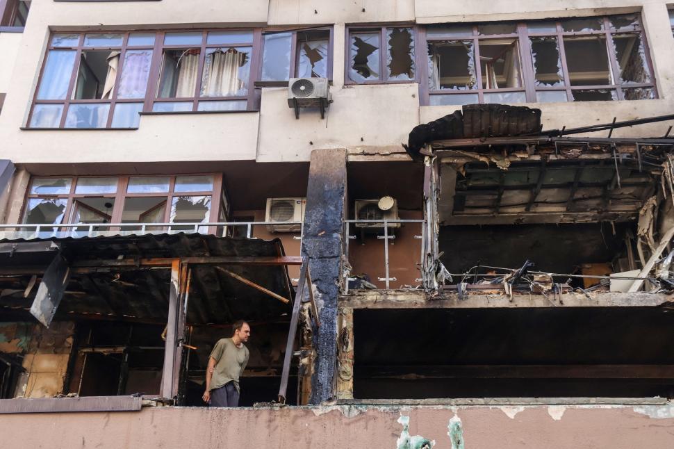 Familii sfâșiate, copii crescuți în frig și teamă. „Ce am învățat după șapte ani pe linia frontului din Ucraina” 1011778