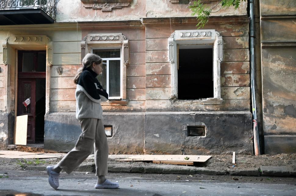 Familii sfâșiate, copii crescuți în frig și teamă. „Ce am învățat după șapte ani pe linia frontului din Ucraina” 1011784