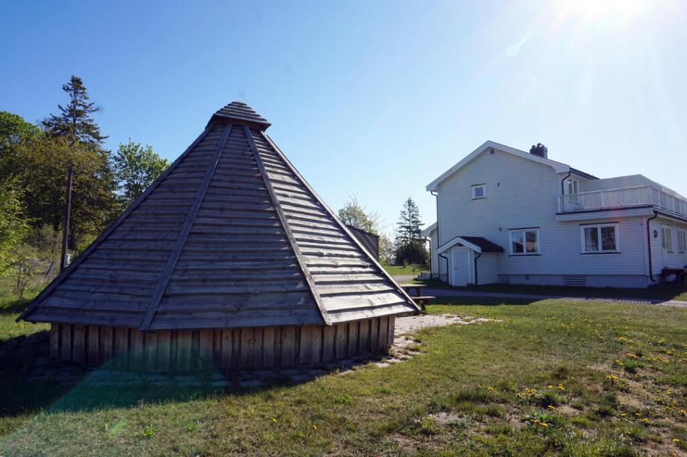 „Cea mai luxoasă închisoare din lume” este în Europa: Pe „Insula Diavolului”, fiecare deținut are o casă, poate pescui și juca tenis 1012672