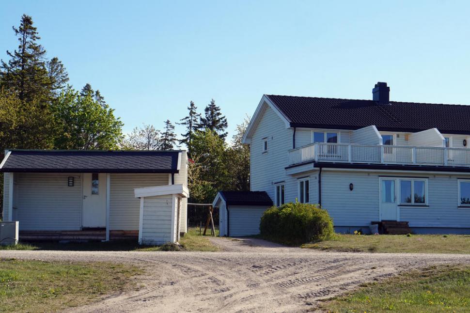 „Cea mai luxoasă închisoare din lume” este în Europa: Pe „Insula Diavolului”, fiecare deținut are o casă, poate pescui și juca tenis 1012678