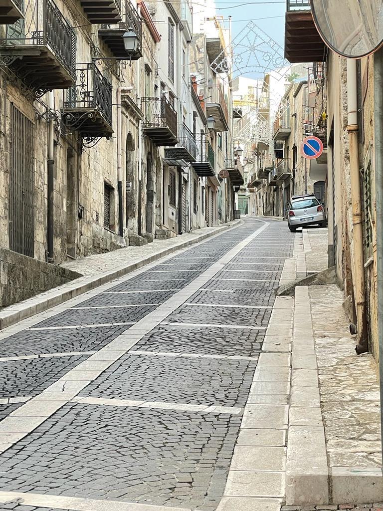 Cum este, de fapt, viața într-un oraș italian cu case de 1 euro 1012702