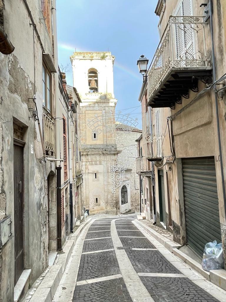 Cum este, de fapt, viața într-un oraș italian cu case de 1 euro 1012705