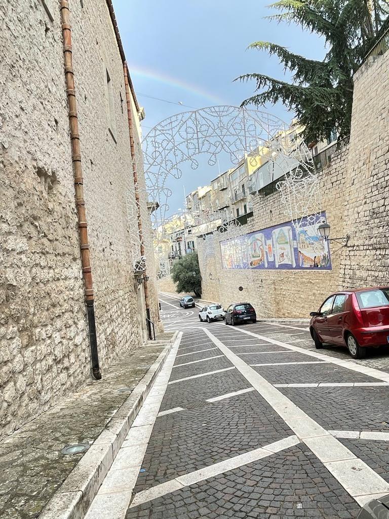 Cum este, de fapt, viața într-un oraș italian cu case de 1 euro 1012709