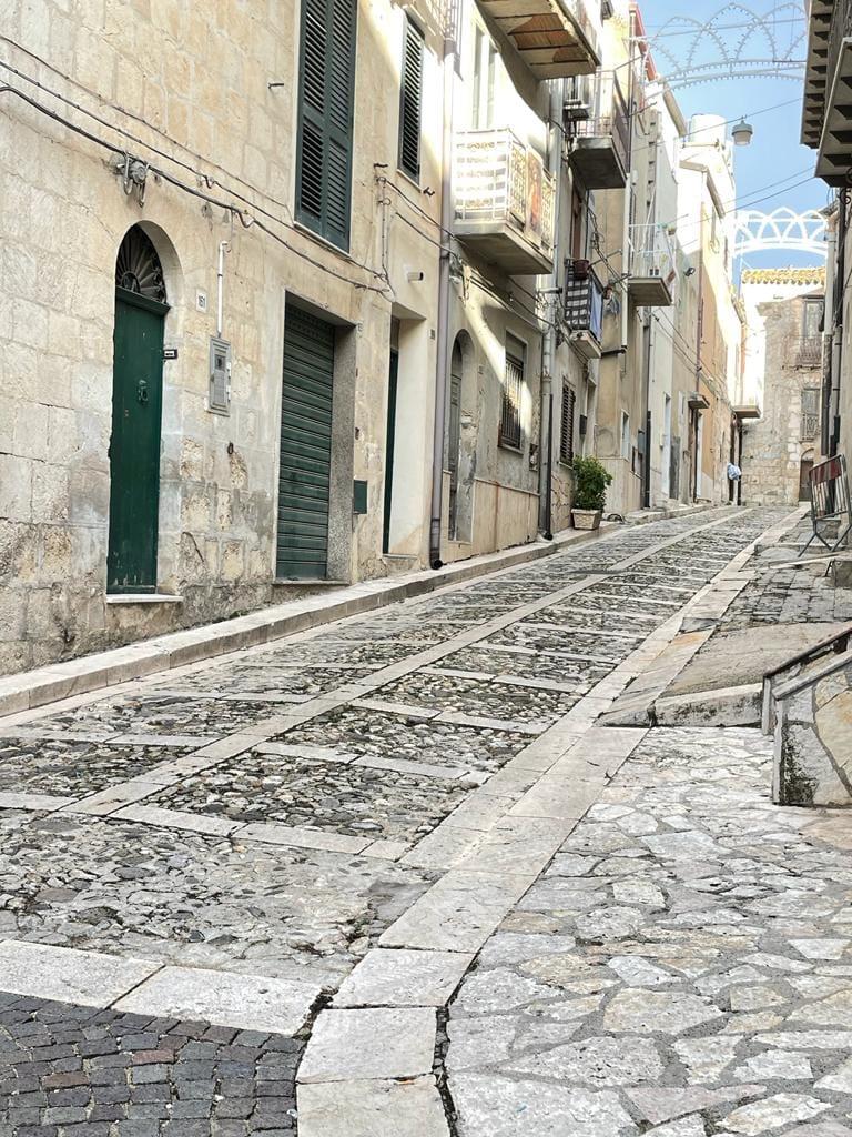 Cum este, de fapt, viața într-un oraș italian cu case de 1 euro 1012712