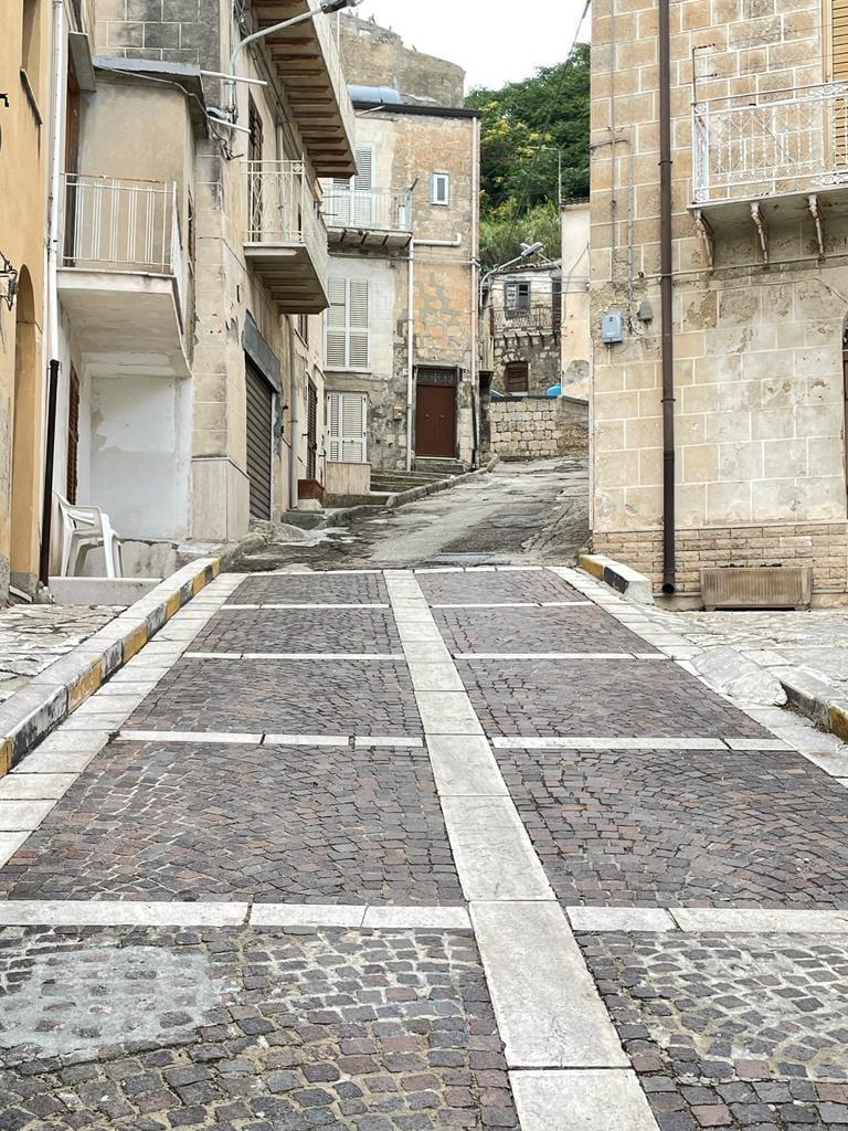 Cum este, de fapt, viața într-un oraș italian cu case de 1 euro 1012714