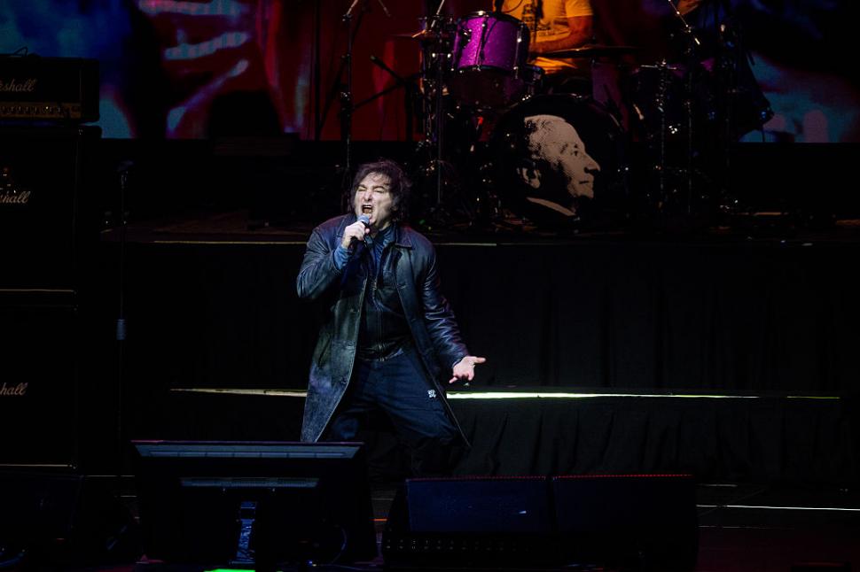 Preşedintele Argentinei, Javier Milei, a susţinut un concert rock în fața a 15.000 de oameni pentru a-şi salva campania electorală 1013032