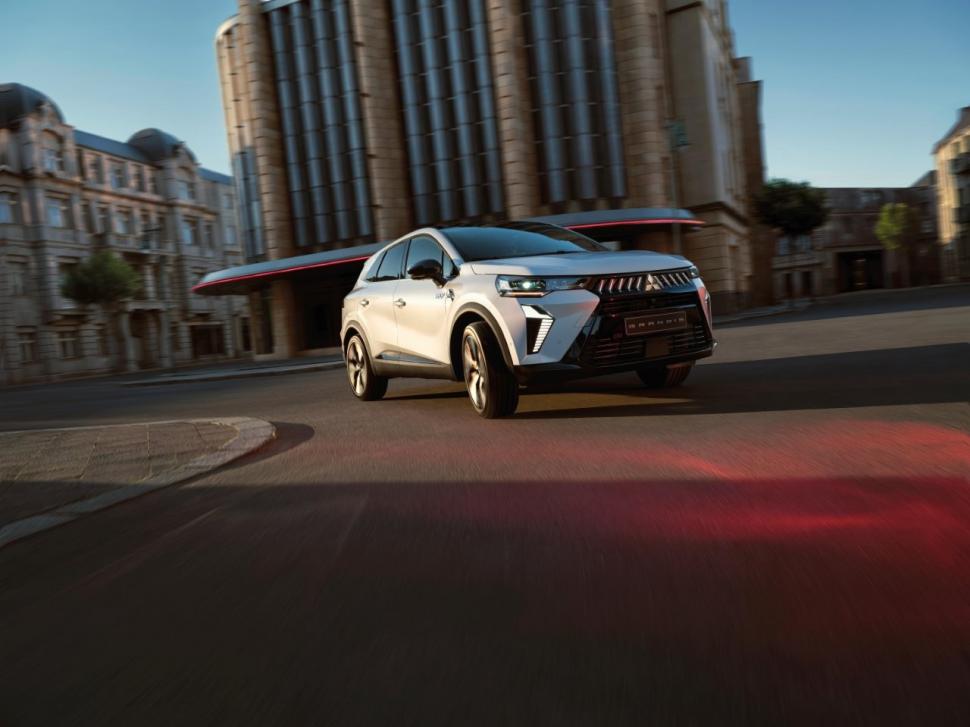 A început SAB 2025. Program şi bilete. Ce maşină a devenit vedeta salonului 1013352