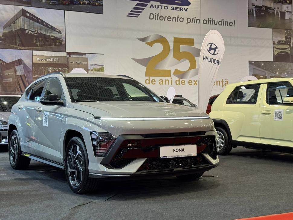 A început SAB 2025. Program şi bilete. Ce maşină a devenit vedeta salonului 1013353