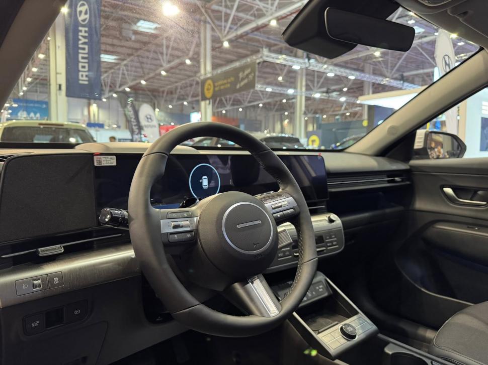 A început SAB 2025. Program şi bilete. Ce maşină a devenit vedeta salonului 1013355