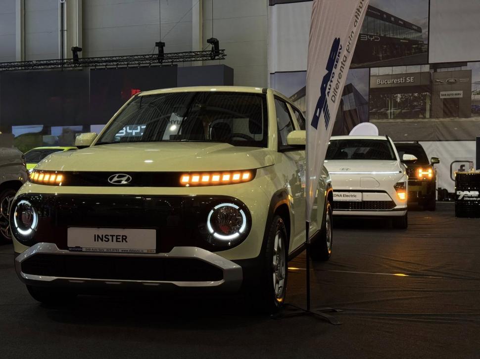 A început SAB 2025. Program şi bilete. Ce maşină a devenit vedeta salonului 1013357