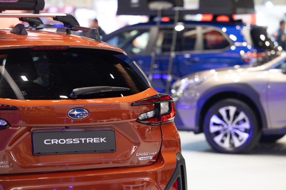 A început SAB 2025. Program şi bilete. Ce maşină a devenit vedeta salonului 1013363