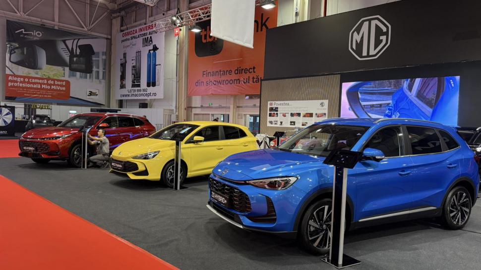 A început SAB 2025. Program şi bilete. Ce maşină a devenit vedeta salonului 1013370