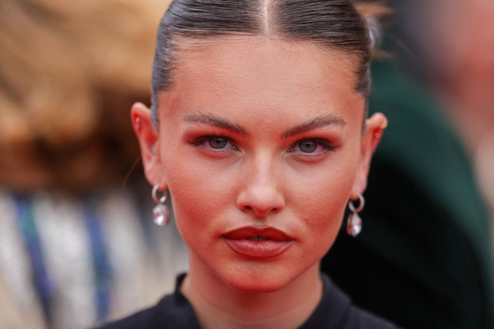 Cum arată după 20 de ani „cea mai frumoasă fetiță din lume”. A apărut acum la un eveniment și a întors toate privirile 1013155