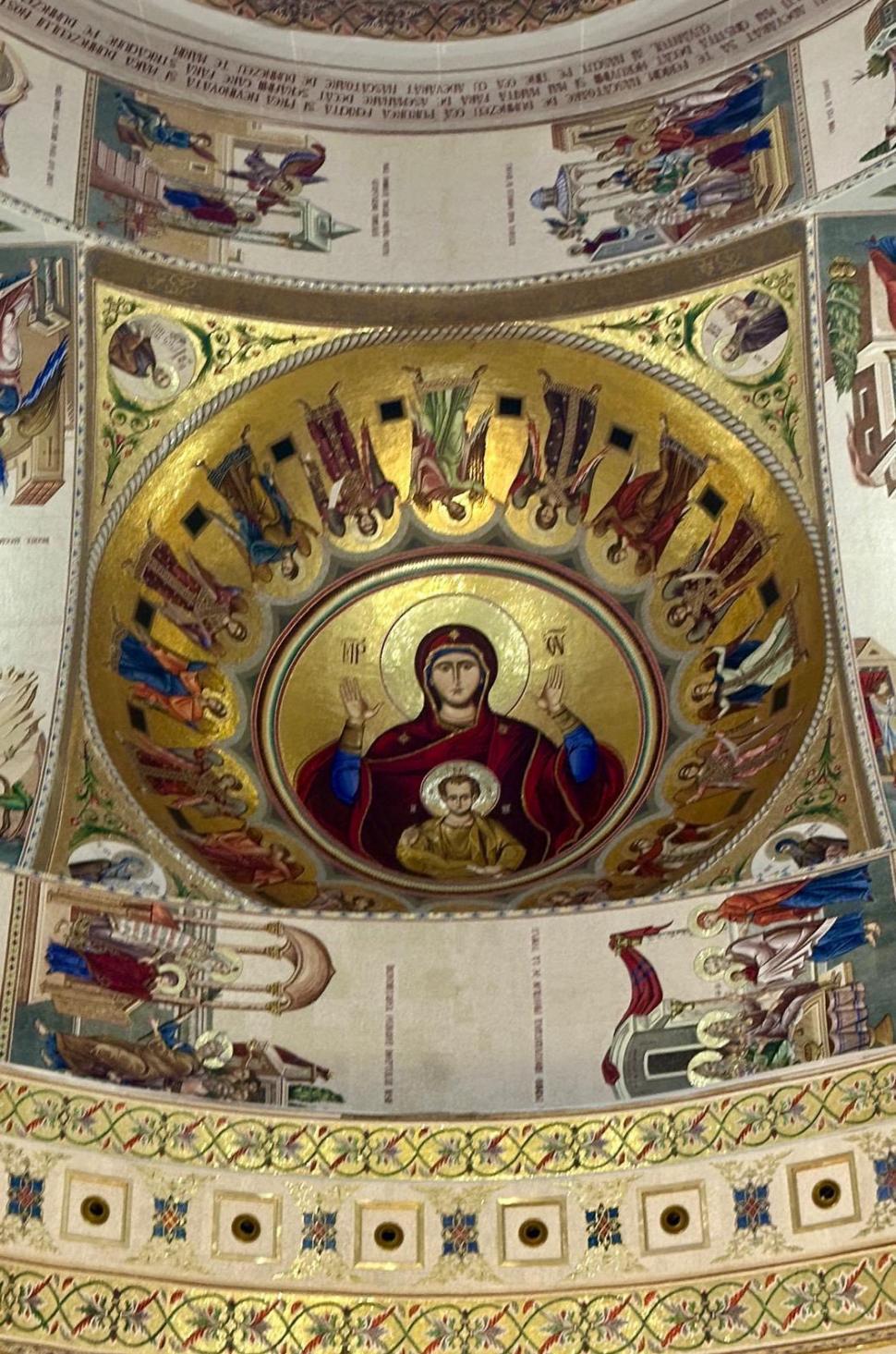 Catedrala Mântuirii Neamului va fi sfinţită pe 26 octombrie. Cele mai importante momente din cronologia construcţiei 1014647