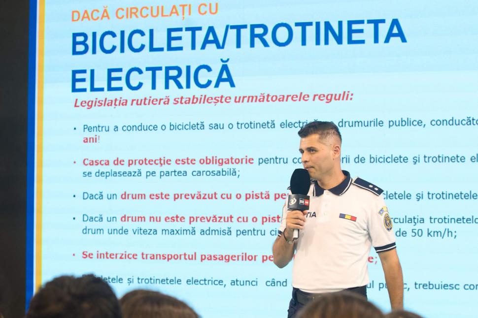 75.355 de vizitatori la cel mai important eveniment dedicat oraşelor viitorului, organizat de Antena 3 CNN cu Salonul Auto București 1015474