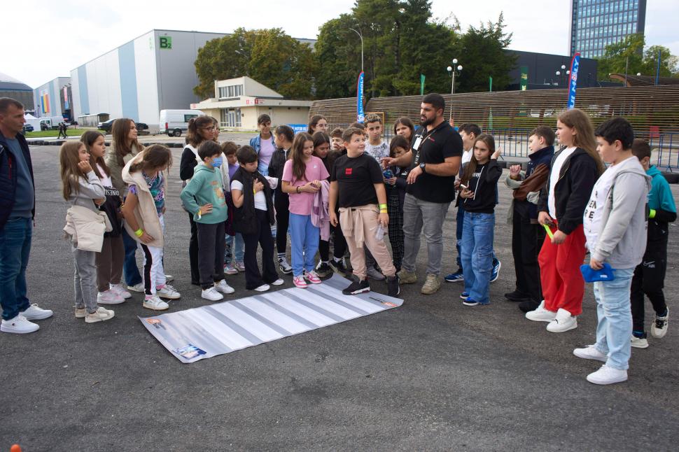 75.355 de vizitatori la cel mai important eveniment dedicat oraşelor viitorului, organizat de Antena 3 CNN cu Salonul Auto București 1015477