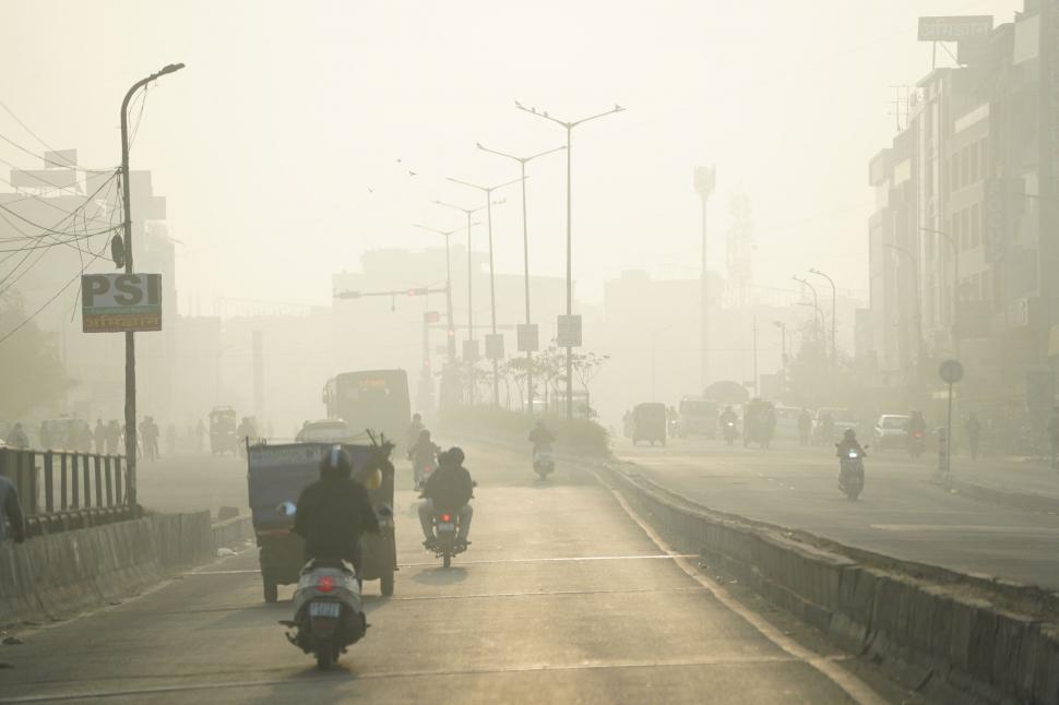 Țara care rămâne fără soare: Cum schimbă aerul murdar vremea și viața de zi cu zi 1015089