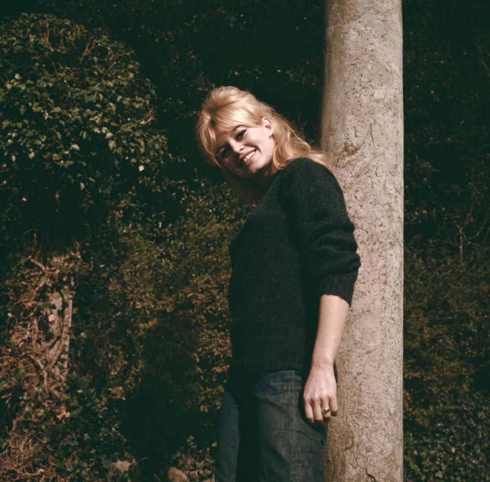  Brigitte Bardot a fost operată la o clinică privată din Franţa. Care este starea actriţei care are "o boală gravă" 1016091