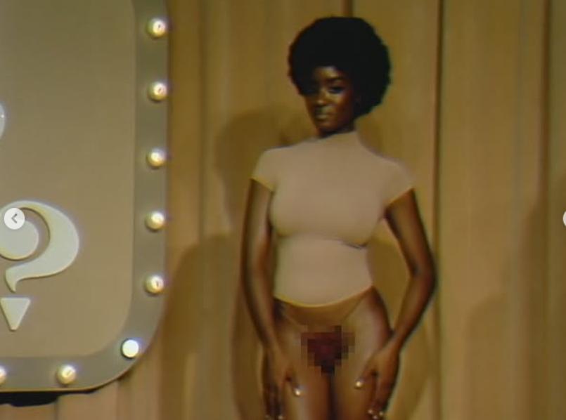 Kim Kardashian şochează din nou şi lansează un model de bikini cu păr pubian. Cum arată lenjeria intimă 1015968