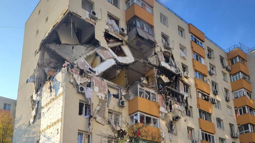 Momentul exploziei din Rahova a fost surprins de camerele de supraveghere. Cum arată acum blocul în care au murit trei oameni 1016026