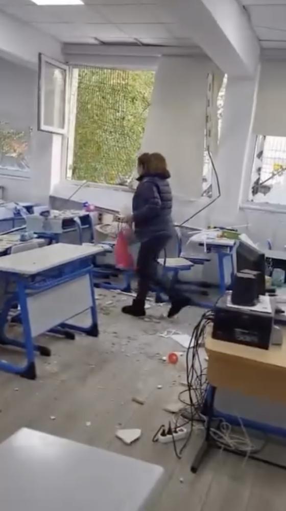 Primele imagini cu liceul afectat de explozia din București: Elevii și profesorii au fost evacuați, câțiva copii au fost răniți 1015877