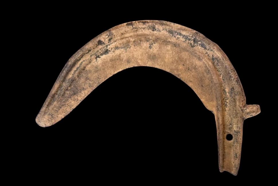 Descoperire uluitoare în Italia. Zeci de artefacte din Epoca Bronzului, găsite în satul subacvatic din Lacul Mezzano  1016148