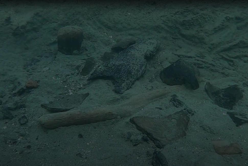 Descoperire uluitoare în Italia. Zeci de artefacte din Epoca Bronzului, găsite în satul subacvatic din Lacul Mezzano  1016160