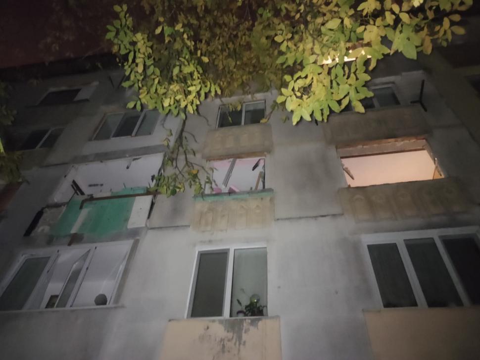 Un bărbat a fost rănit după o explozie la un bloc din Bistriţa. El îşi făcuse revizia la centrală săptămâna aceasta 1016269