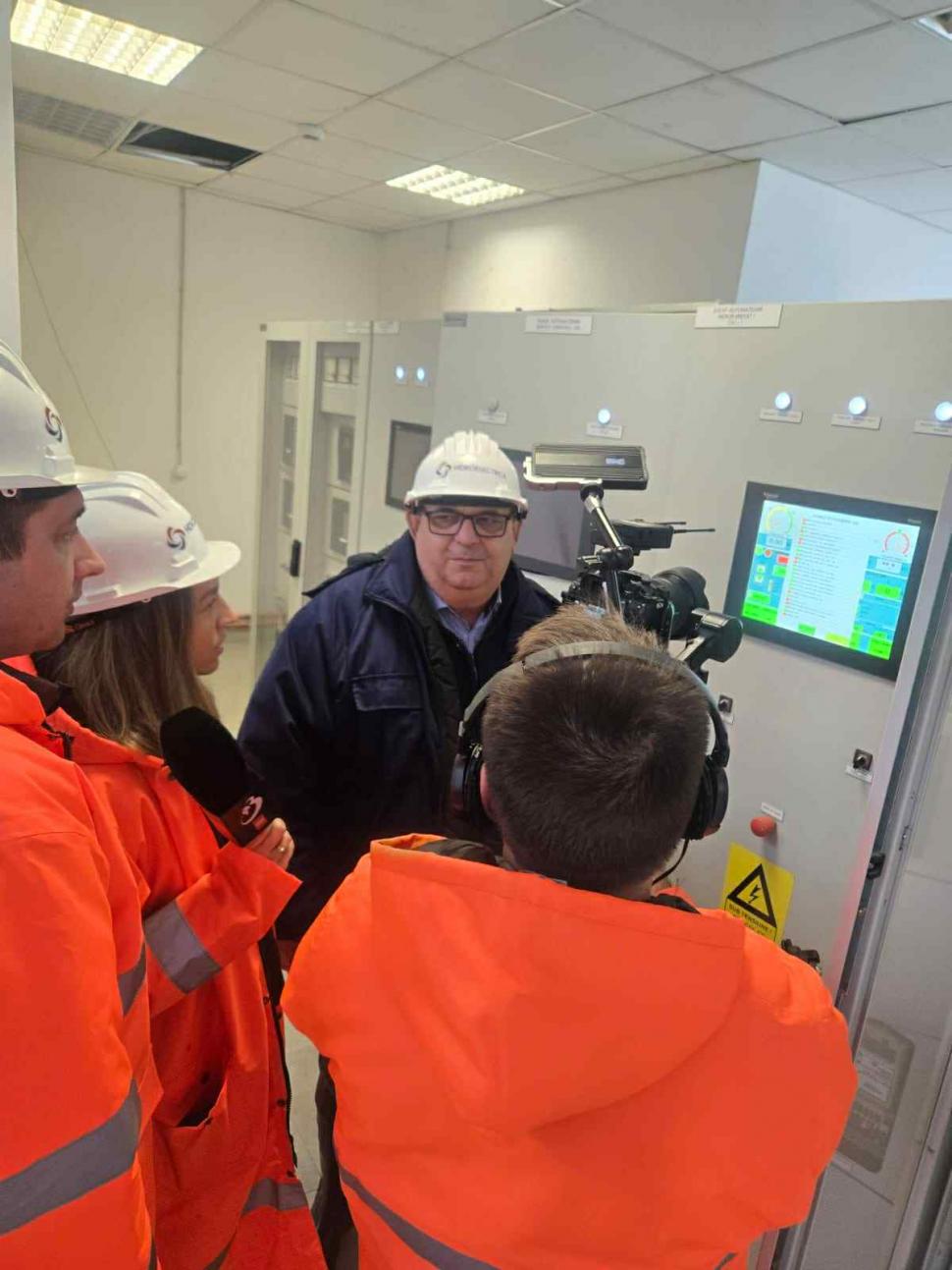 Hidrocentrala gata în proporție de 99%, care nu poate fi folosită. Antena 3 CNN a intrat în Răstolița, cel mai controversat proiect 1017061