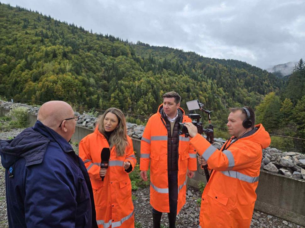 Hidrocentrala gata în proporție de 99%, care nu poate fi folosită. Antena 3 CNN a intrat în Răstolița, cel mai controversat proiect 1017064