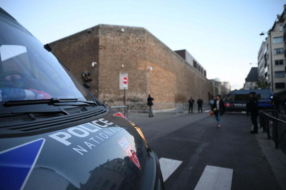 Ce a făcut Nicolas Sarkozy în prima zi la închisoare. Frenezie printre ceilalți deținuți: „Va avea o ședere dificilă” 1017363