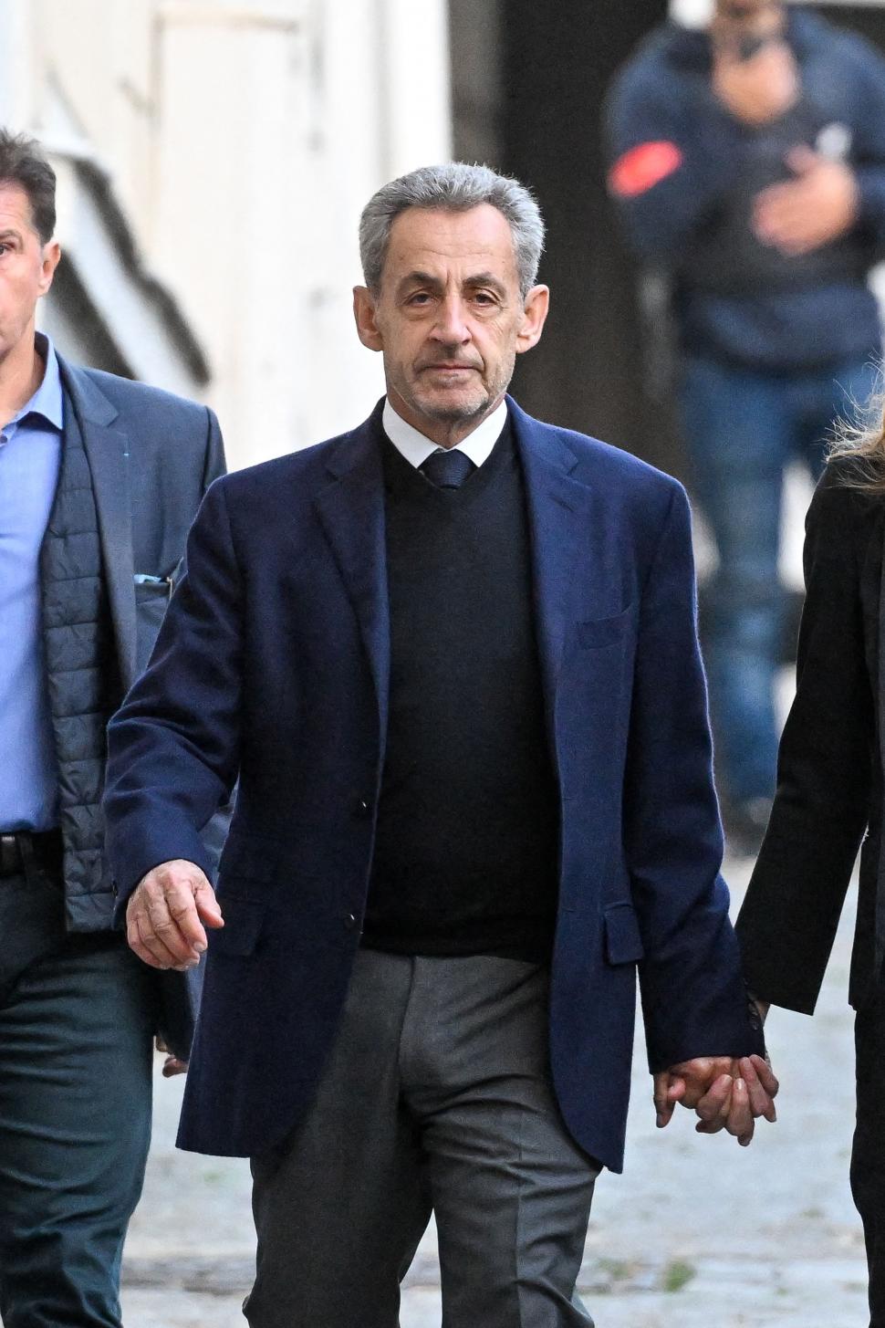 Ce a făcut Nicolas Sarkozy în prima zi la închisoare. Frenezie printre ceilalți deținuți: „Va avea o ședere dificilă” 1017371