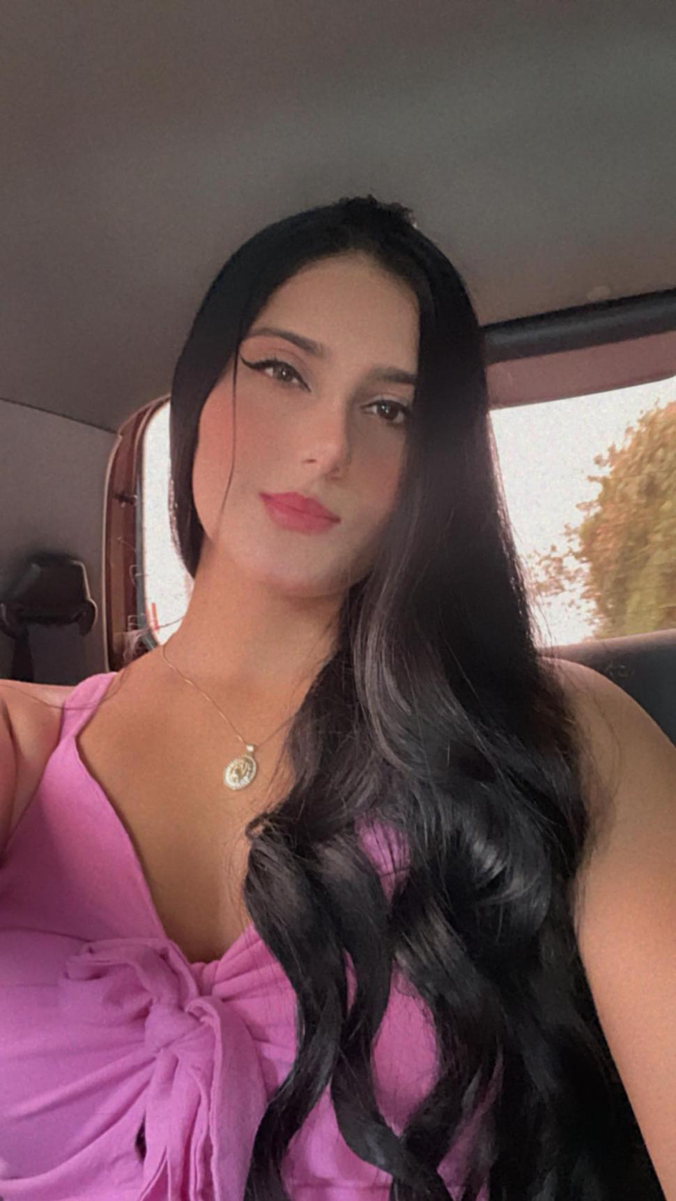 O vedetă TikTok a fost înjunghiată în timpul unui jaf care a avut loc pe o autostradă. Medicii nu au reuşit să o salveze 1017251