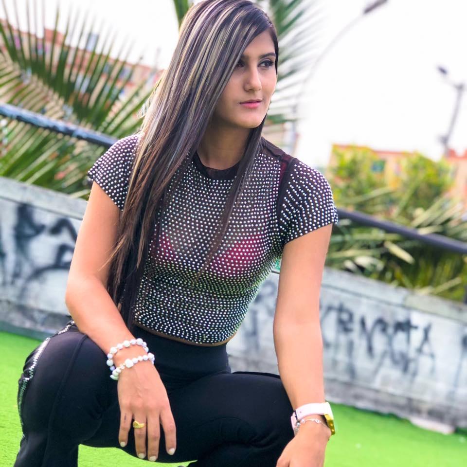 O vedetă TikTok a fost înjunghiată în timpul unui jaf care a avut loc pe o autostradă. Medicii nu au reuşit să o salveze 1017260