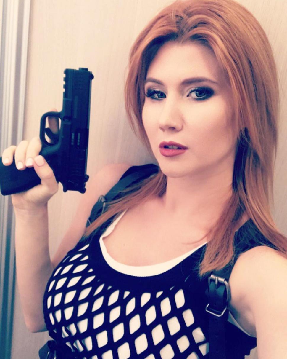 Spioana Anna Chapman, care și-a folosit farmecele în favoarea Rusiei, a primit de la Putin o nouă misiune și un nou pseudonim 1017119