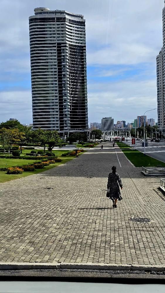 Ce a văzut un turist italian în Coreea de Nord: „Ei chiar cred că trăiesc în cea mai avansată țară din lume” 1017465