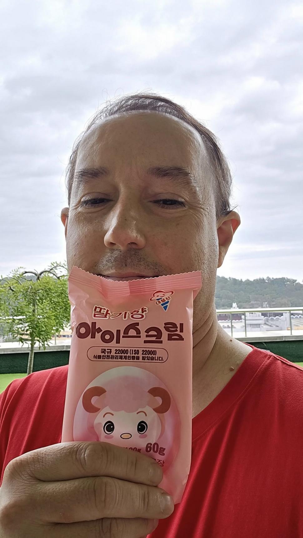 Ce a văzut un turist italian în Coreea de Nord: „Ei chiar cred că trăiesc în cea mai avansată țară din lume” 1017478