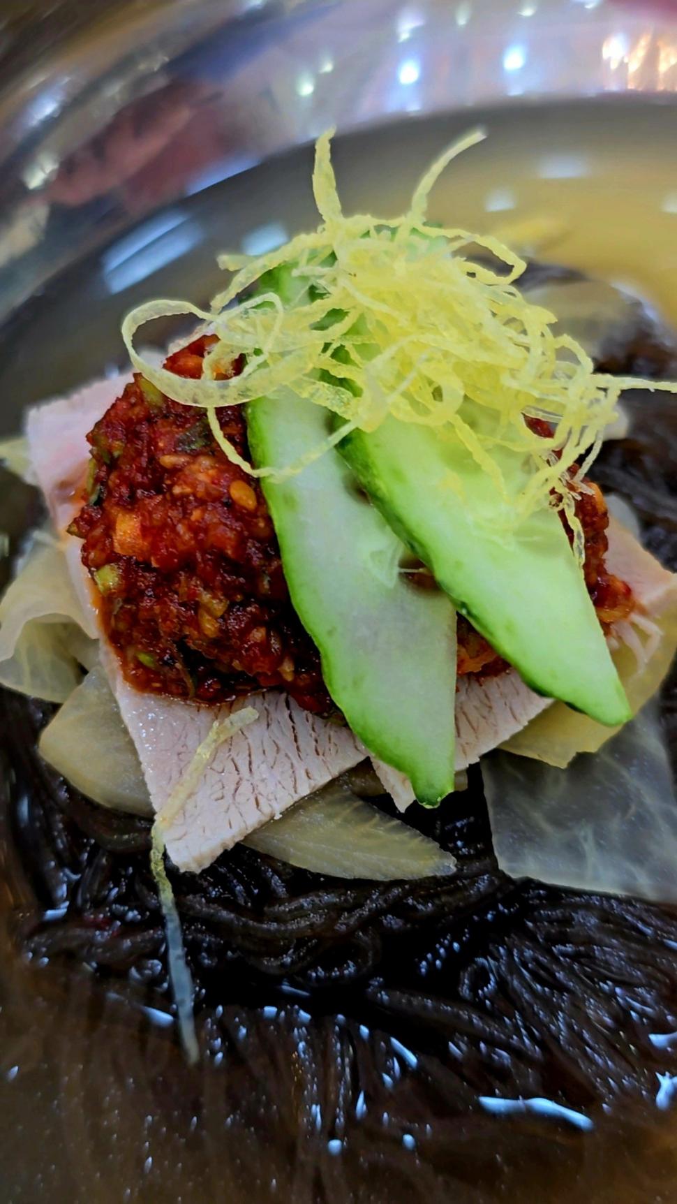 Ce a văzut un turist italian în Coreea de Nord: „Ei chiar cred că trăiesc în cea mai avansată țară din lume” 1017479